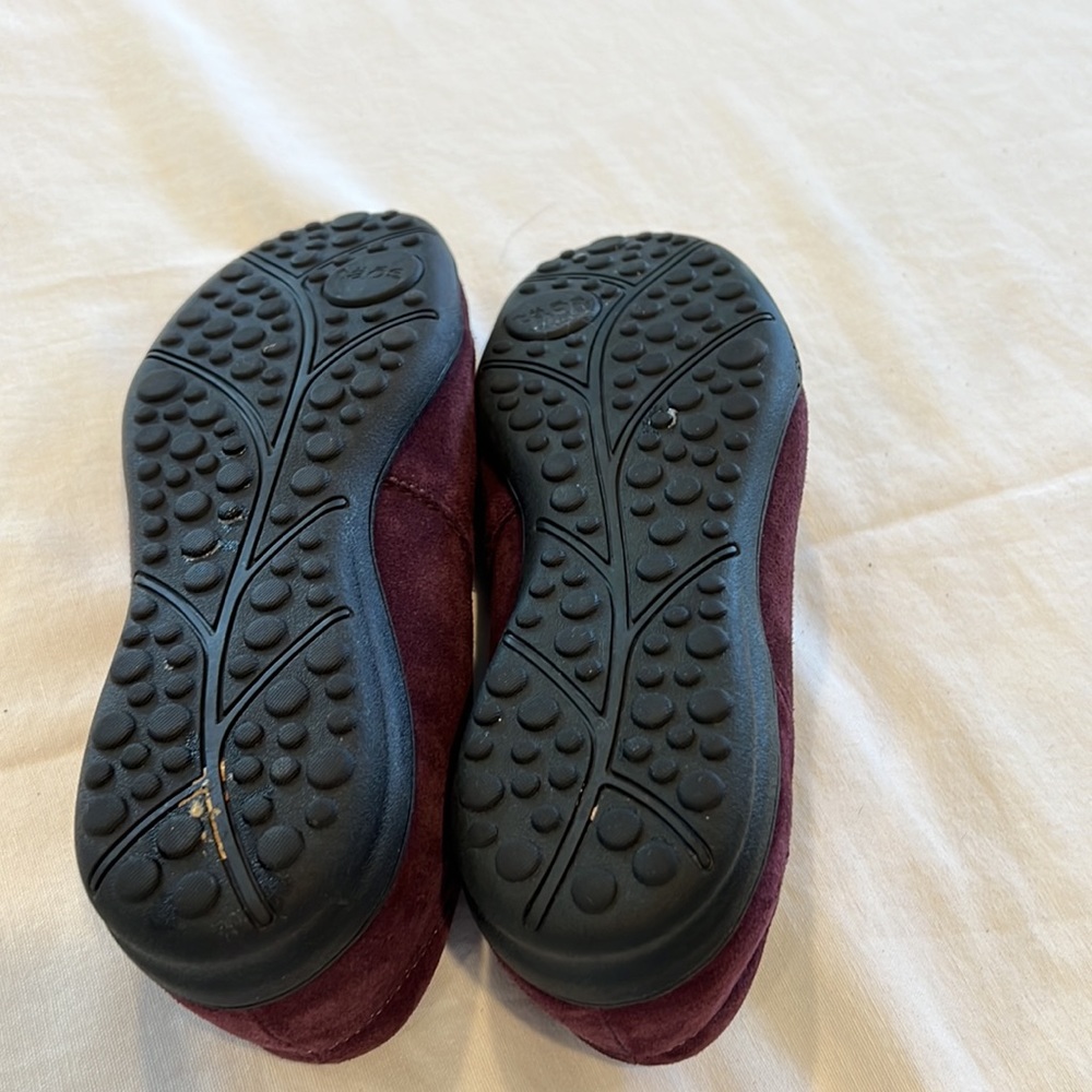 Taos Center Peace purple suede slip on shoe - Picture 6 of 12